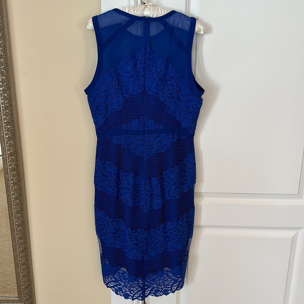 Dress - Picture 3 of 4